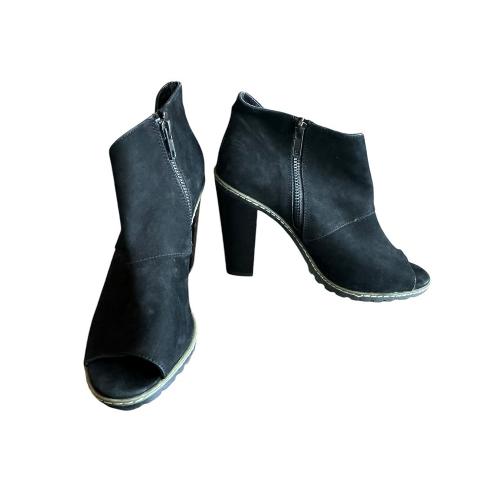 Kelsi Dagger short black boots ankle booties open toes Sz 8.5
